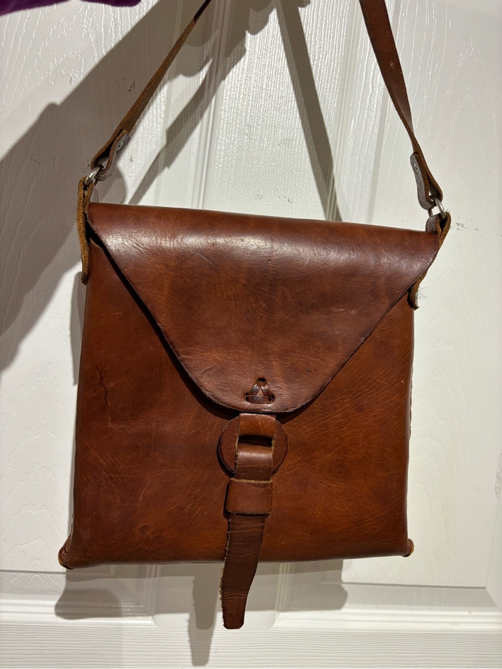 Handmade Classic Brown Leather Men's Crossbody Bag